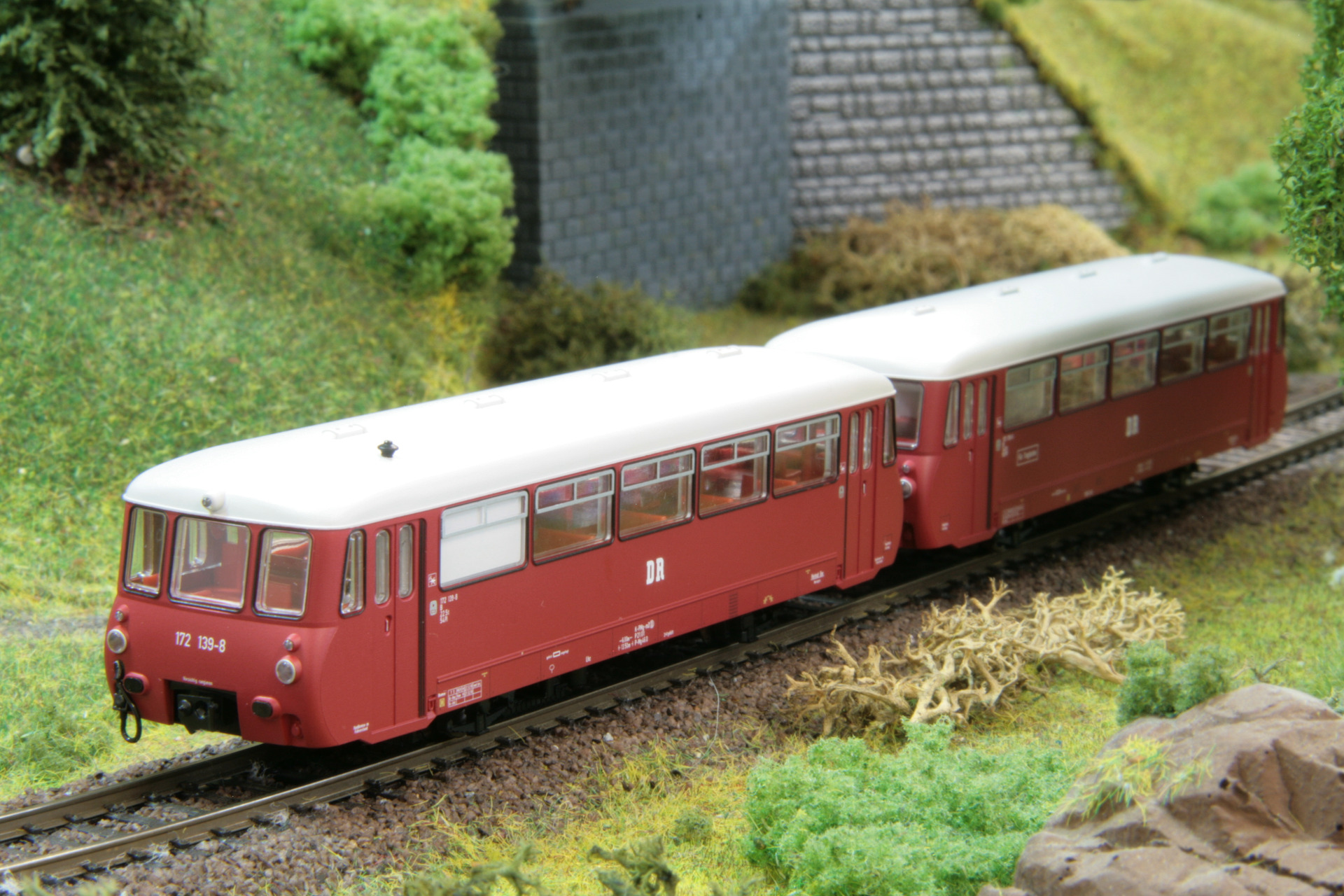 KRES-LVTLVS KRES-LVTLVS